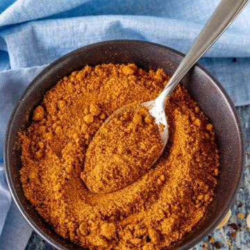 Nigerian Suya Spice (Yaji) in a bowl with a spoon